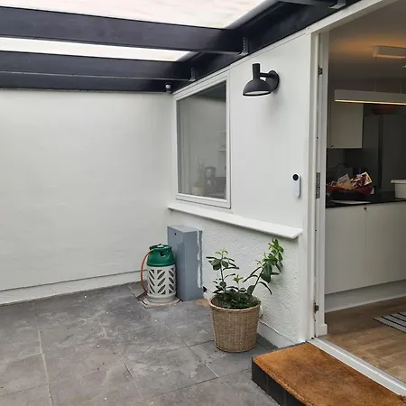 Townhouse Med Traeterrasse * Odense
