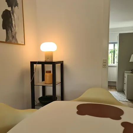 Townhouse Med Traeterrasse Οντένσε